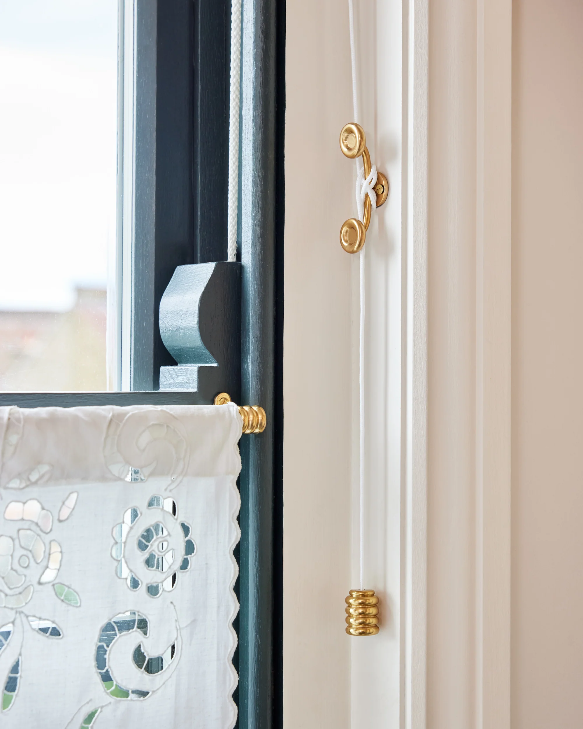 Tay Cafe Curtain Rail Set - Image 3